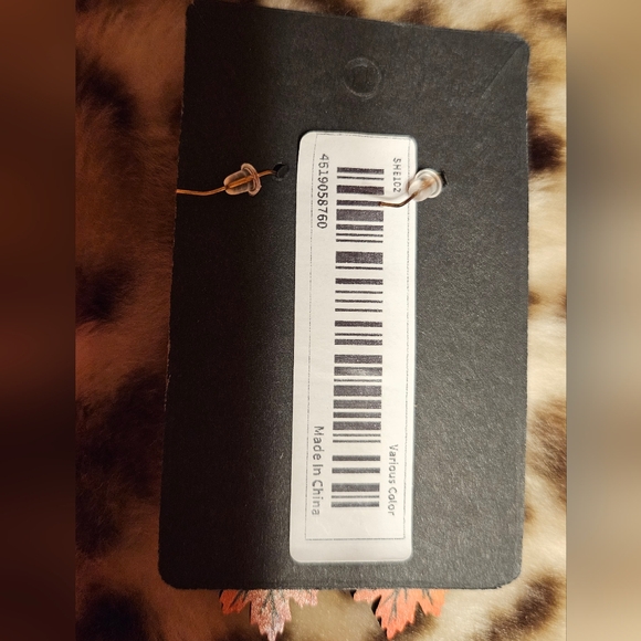 🆕️Pumpkin Spice Latte Earrings | Autumn | Fall | Dangle | Wood | Coffee | Leaf - Picture 3 of 4